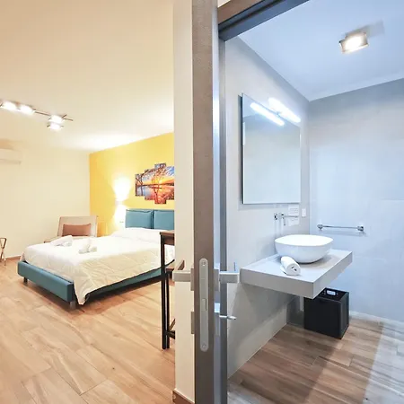 Sea To B&B 3*